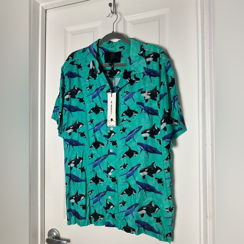 AK Aloha Co. Juneau Alaska Button Up Whale Pattern Shirt Size XL